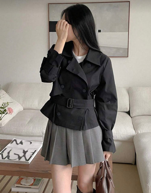 Abrigo casual con doble botonadura